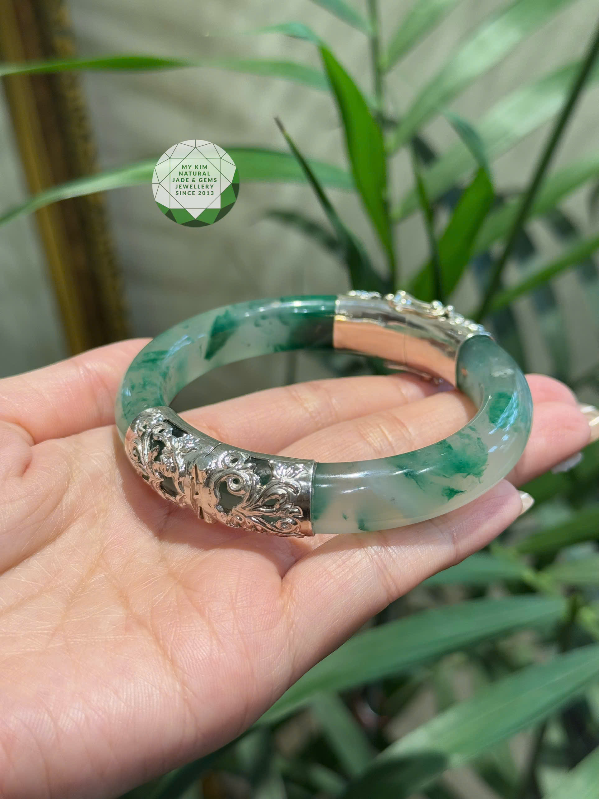 Vòng Đá Du Long Bọc Bạc VIP