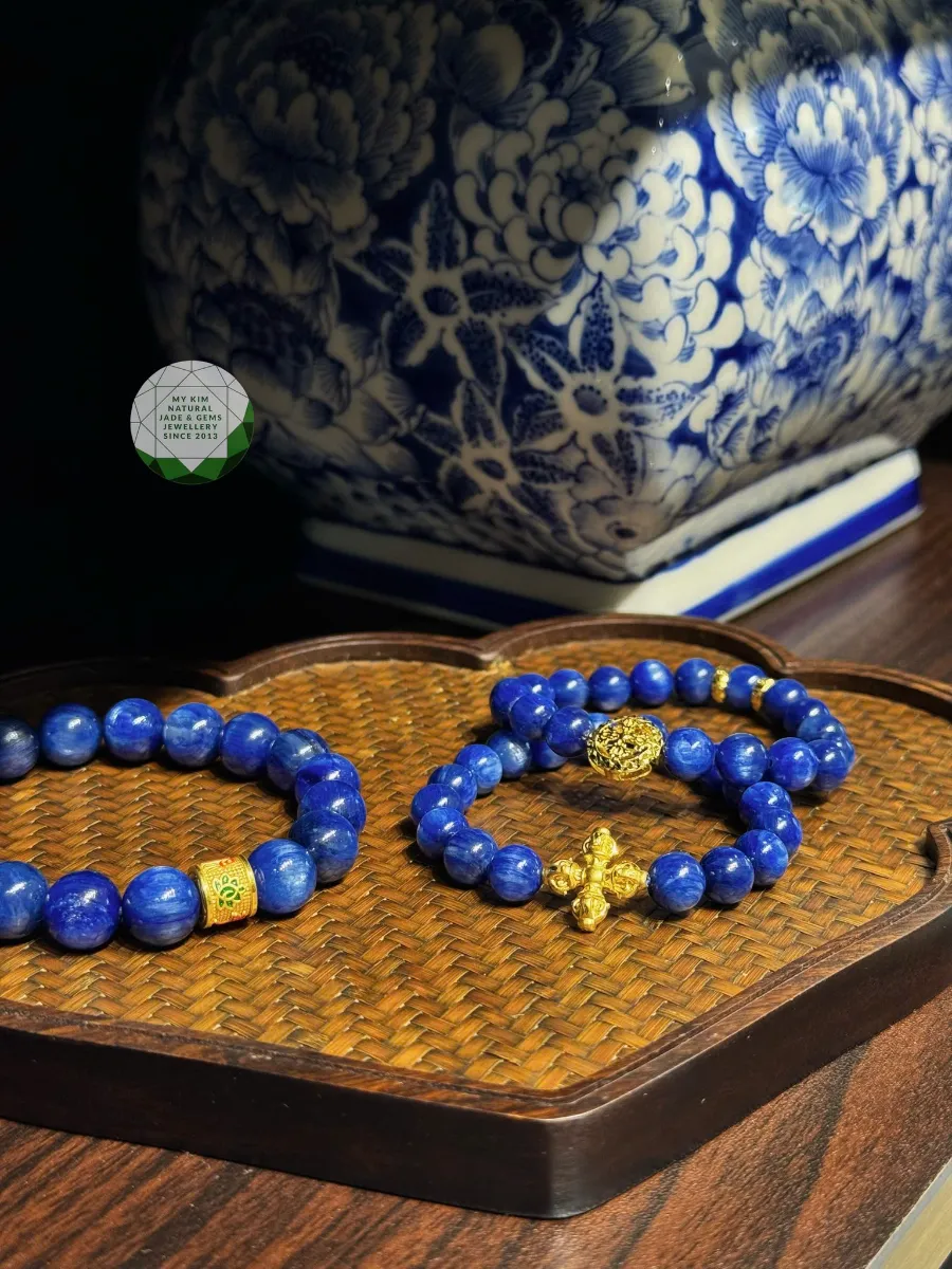 Vòng Đá Kyanit mix Charm Vàng