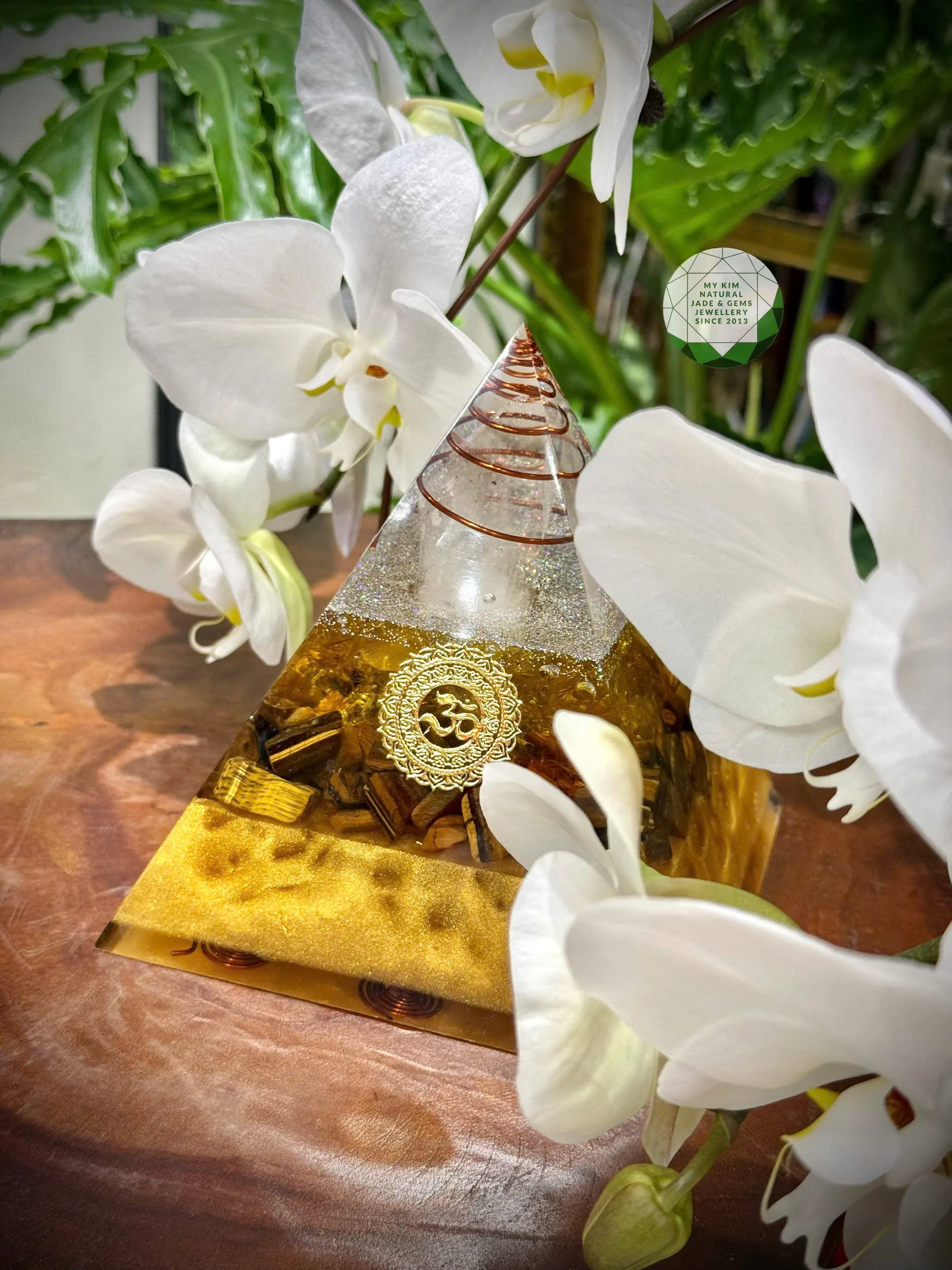 🌕 Tháp Năng Lượng Orgonite Mắt Hổ – Ánh Vàng Của Sức Mạnh & Tập Trung