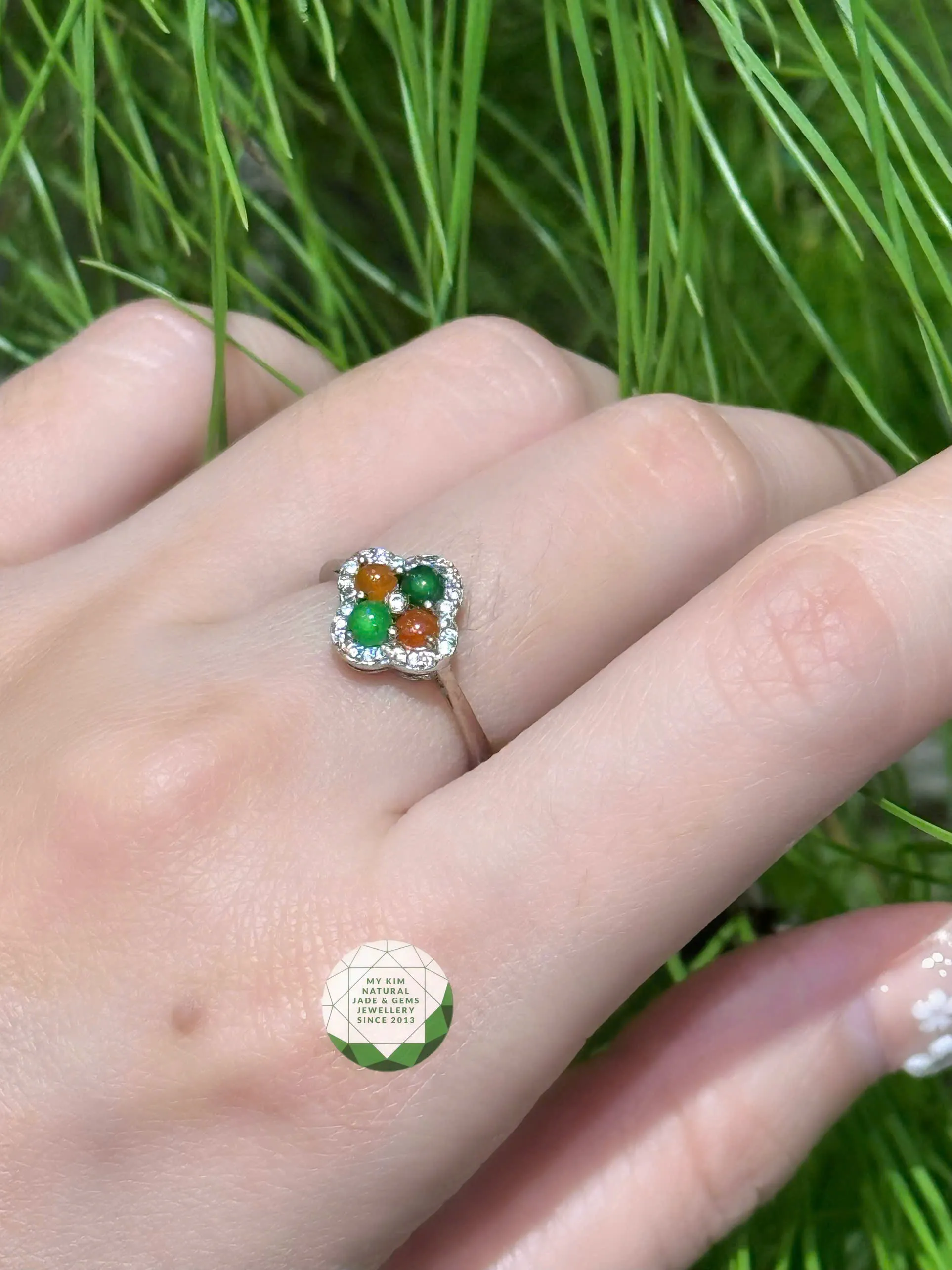 💚 Nhẫn Cỏ Bốn Lá Ngọc Phỉ Thúy – Bạc Si Vàng Trắng Cao Cấp