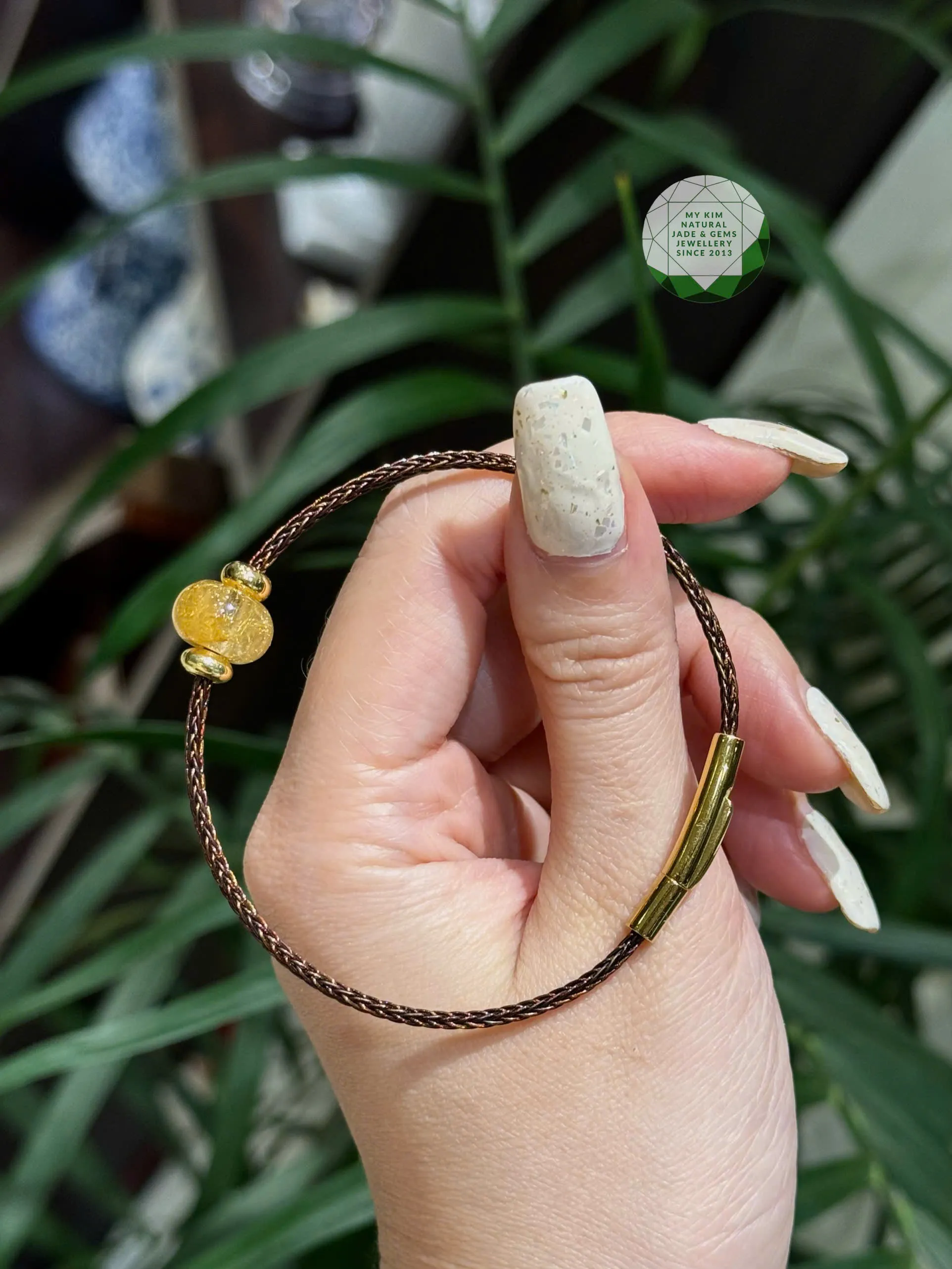 BST Dây Cáp Mix Charm Thạch Anh Tóc Vàng – Nét Ánh Kim Trầm Ấm Cho Phong Cách Thanh Lịch Hiện Đại