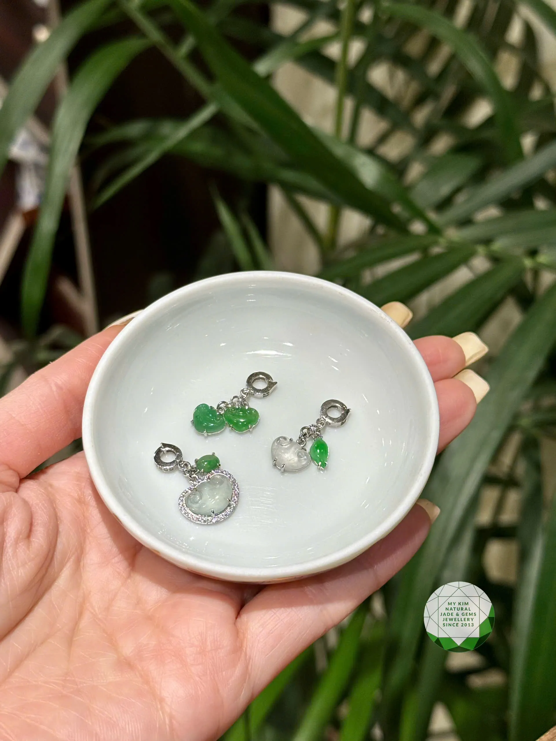 BST Charm Ngọc Phỉ Thúy VIP Gắn Móc Vàng Trắng / Vàng Gold – Điểm Nhấn Tinh Tế Cho Vòng & Mặt Dây