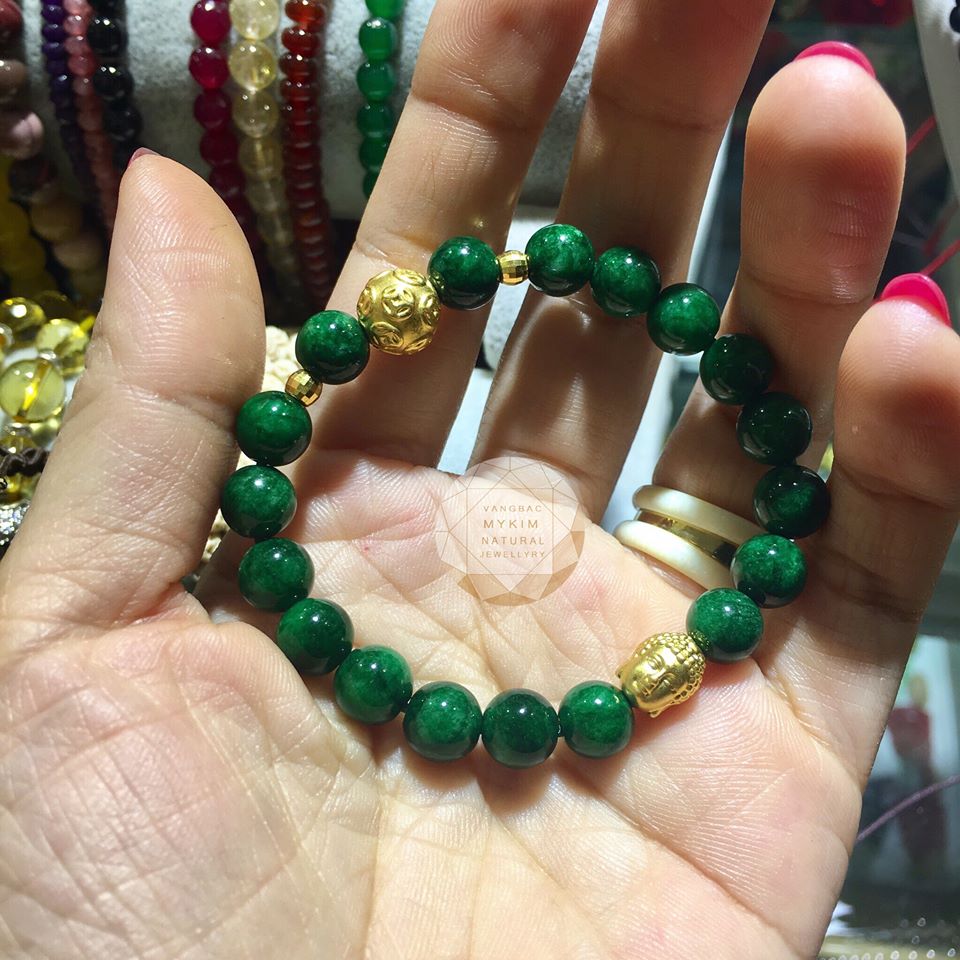 Vòng Ngọc sơn thủy mix charm vàng 