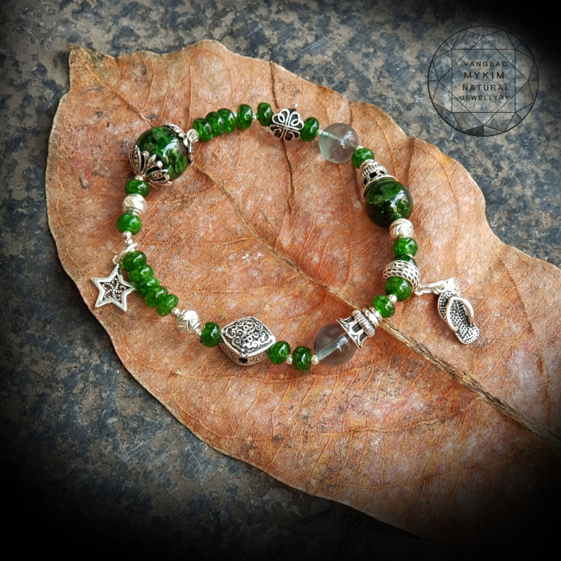 Vòng đá Diopside mix bạc cao cấp