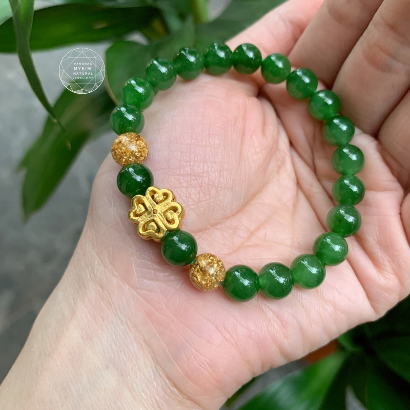 VÒNG NGỌC BÍCH CHARM VÀNG CỎ BỐN LÁ MAY MĂN