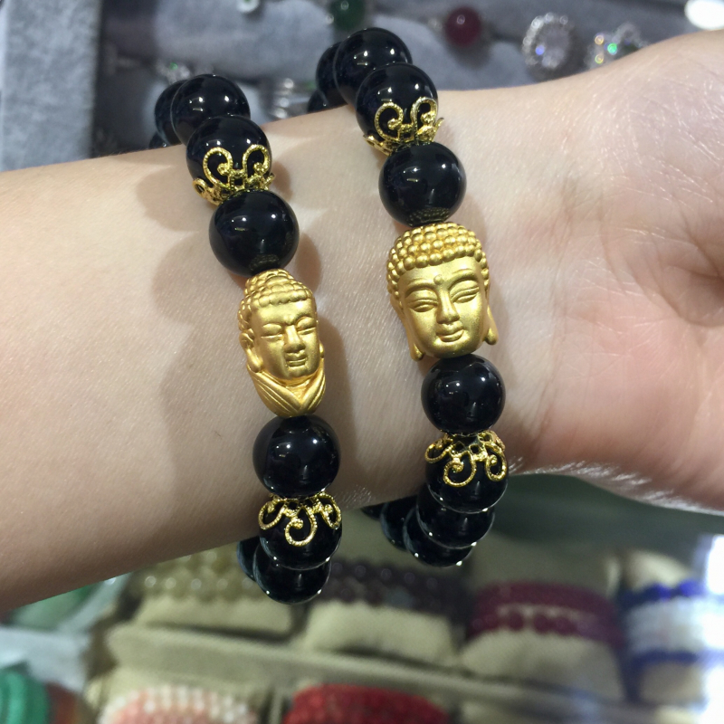 Vòng tay đá Mã Não đen mix charm phật bạc mạ vàng