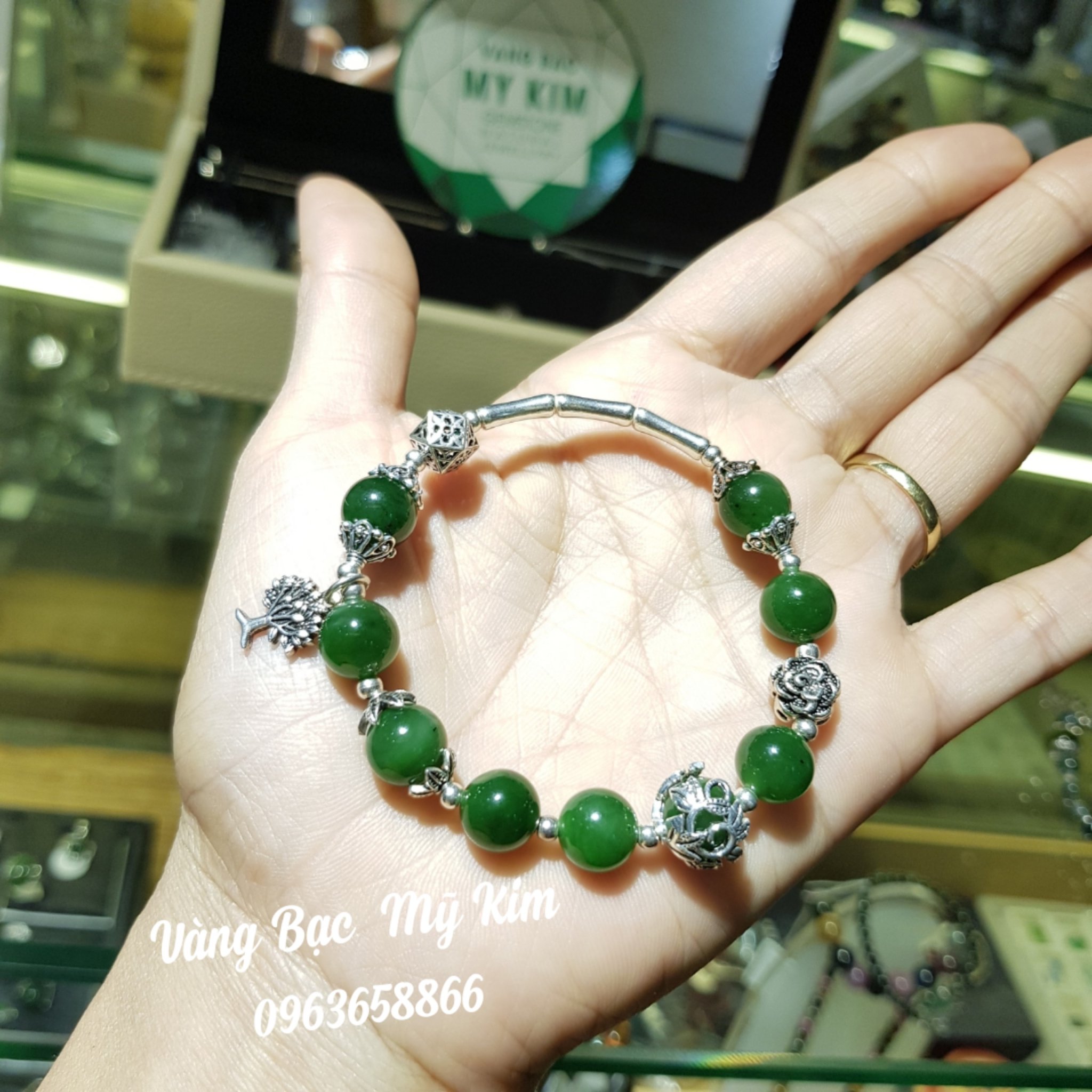 Vòng ngọc bích mix charm bạc thái  hàng thiết kế