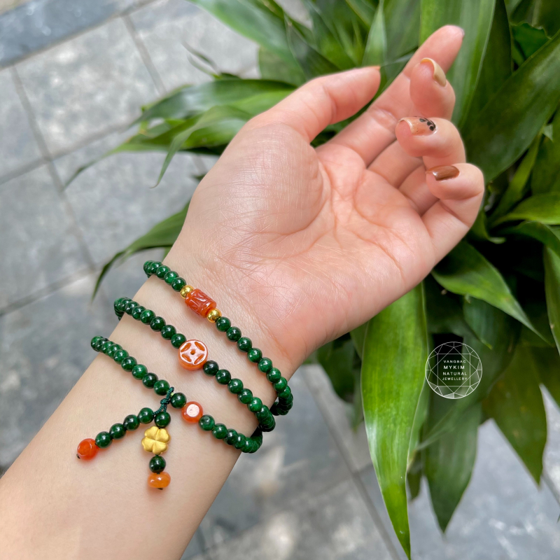 🍀 Vòng Đá Sơn Thủy Mix Ngọc Phỉ Thúy – Charm Kim Tiền, Lu Thống & Cỏ Bốn Lá Vàng | Thanh Lọc Nội Tâm – Thu Hút Dịu Êm – Gắn Kết Dịu Dàng