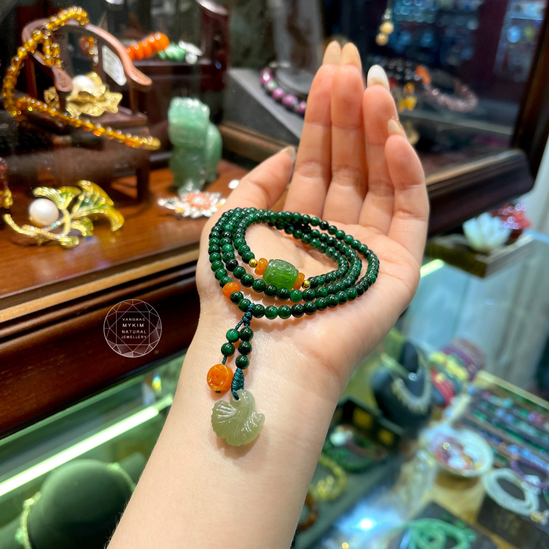 🍃 Vòng Tay Đá Sơn Thủy – 3 Vòng Quấn Mix Ngọc Bích, Hòa Điền & Phỉ Thúy – Lu Thống & Lá Rẻ Quạt | Giao Hòa Tinh Hoa Ba Dòng Ngọc – Cân Bằng & Sinh Khí Dịu Êm