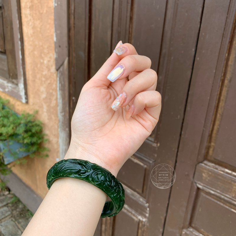 💚 Vòng Ngọc Bích Nephrite Điêu Khắc VIP • Tinh Hoa Phong Thủy • Độc Bản Sang Trọng