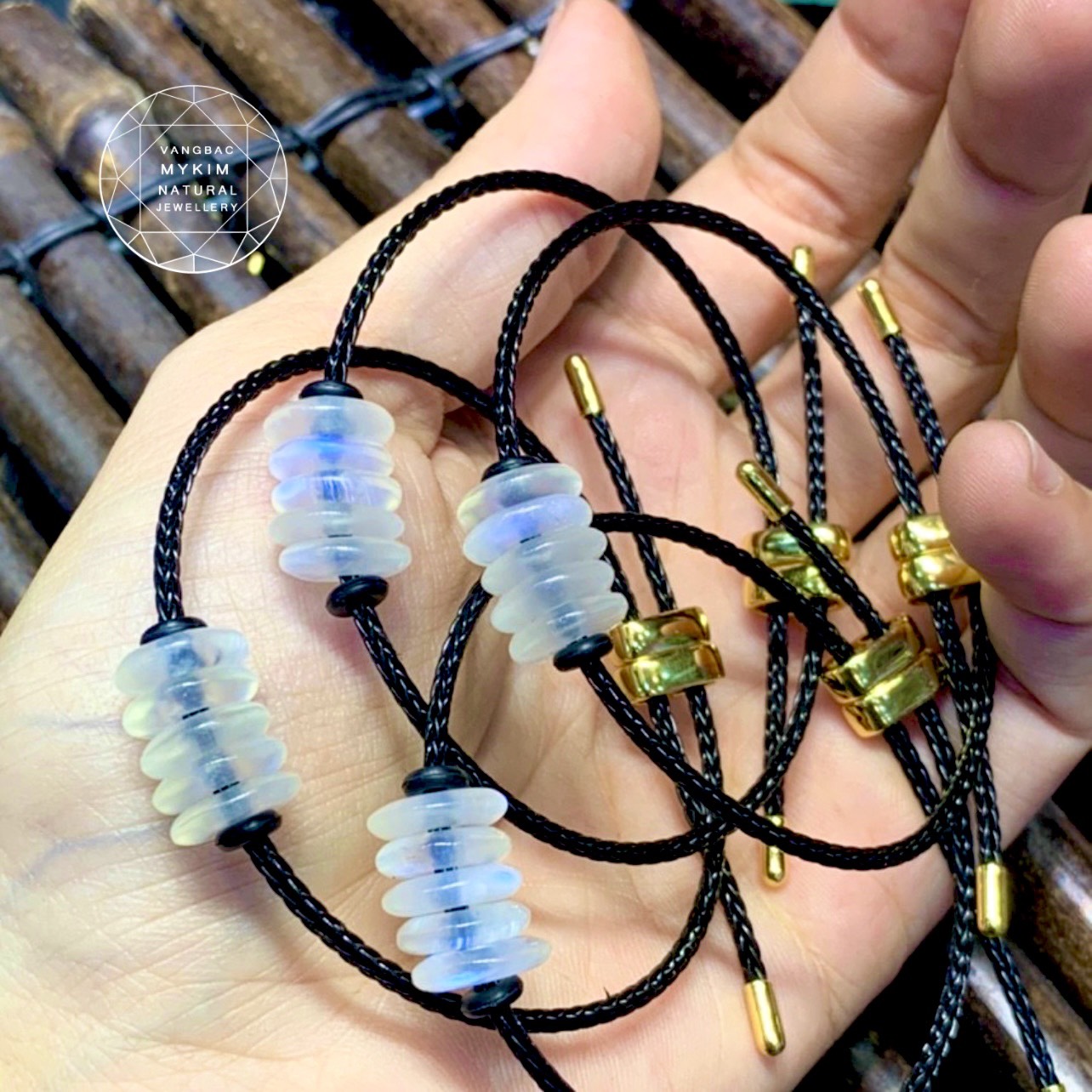 Dây Tết Đồng Điếu Đá Mặt Trăng