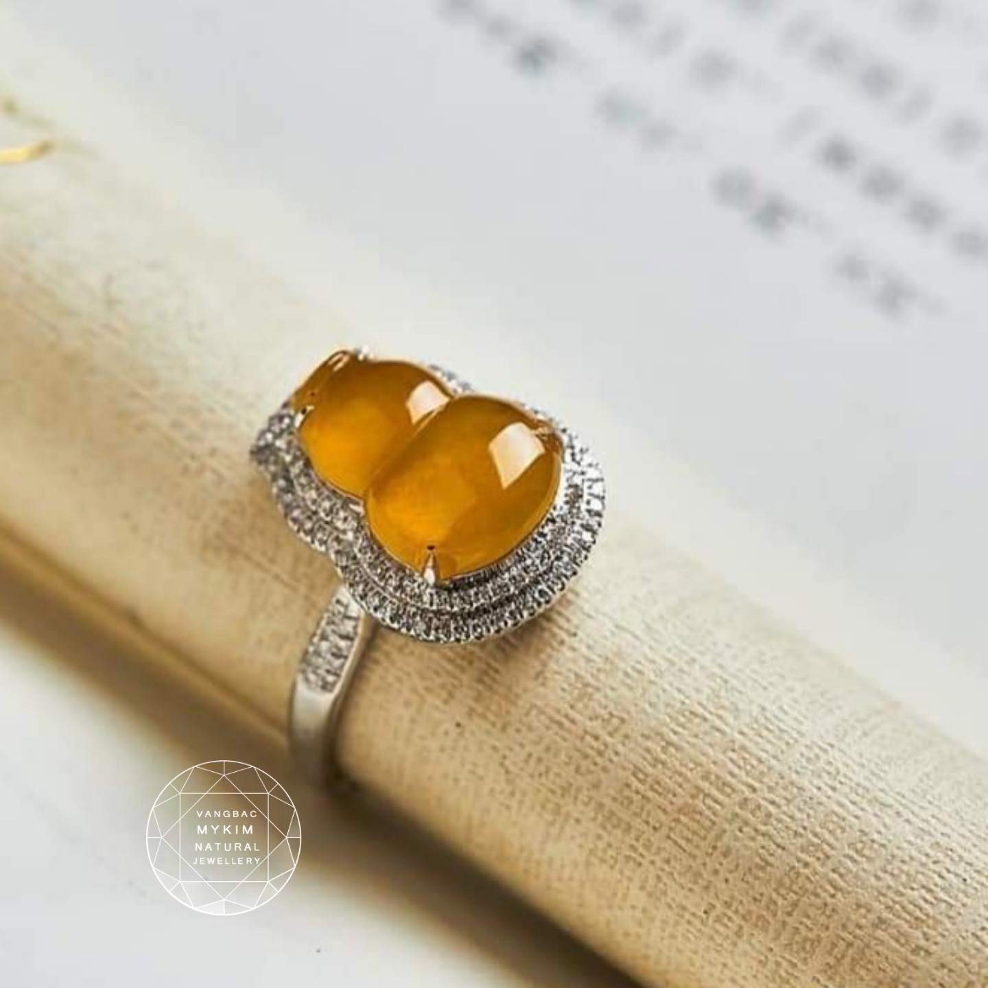 Nhẫn Hồ Lô Ngọc Phỉ Thúy | Vàng Trắng 10k–14k–18k – Đính Đá Moissanite