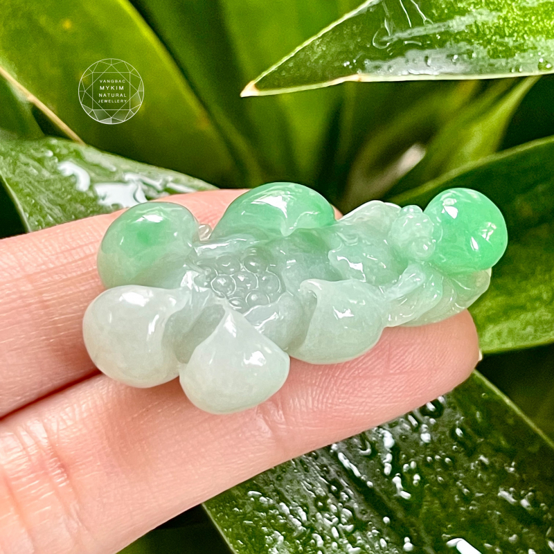 Hoa Sen & Nhện -  Ngọc Phỉ Thúy  - VIP