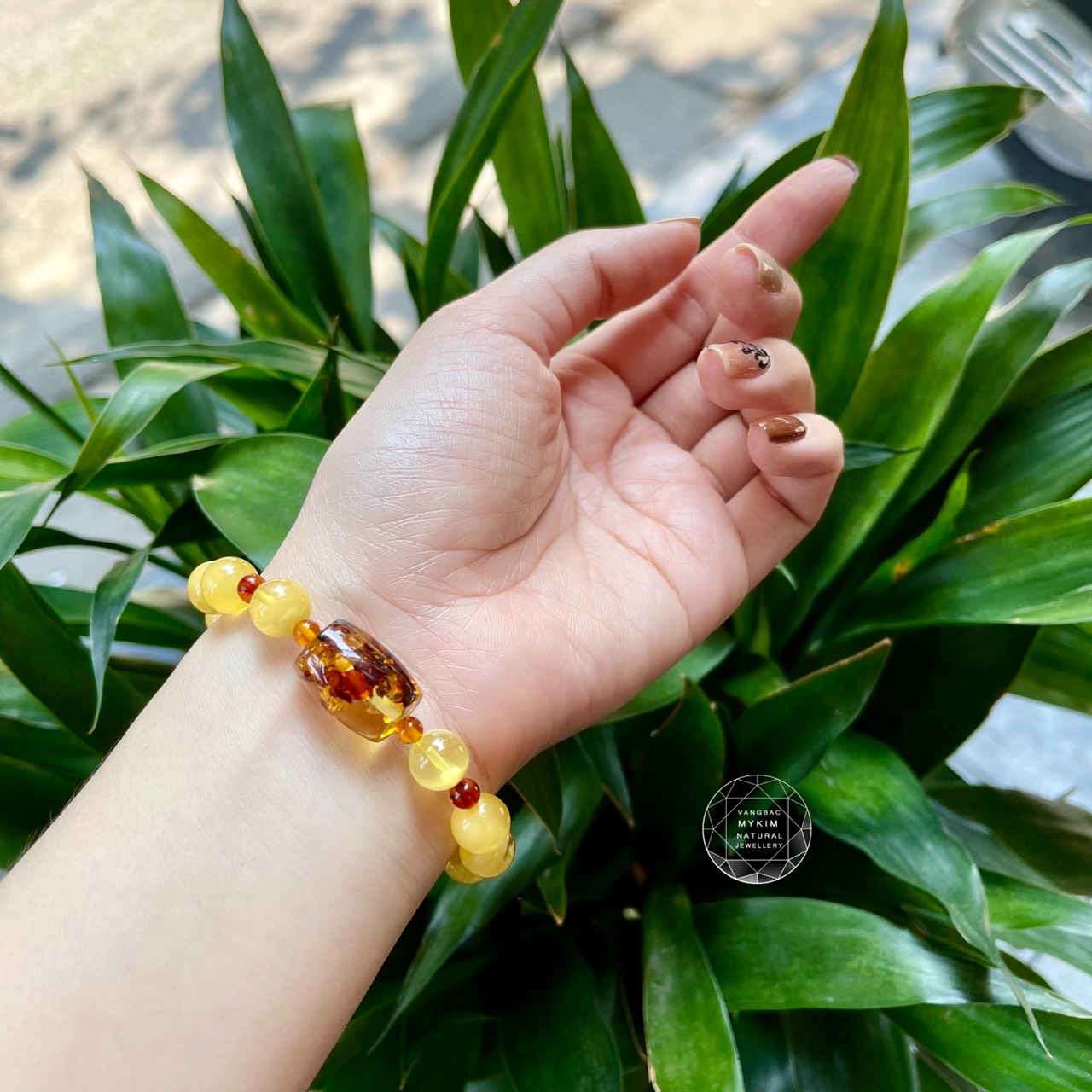 🍯 Vòng Hổ Phách Mật Lạp mix Lu Thống Hổ Phách Ong – Sắc Nâu Vàng Ấm Áp, Tinh Hoa Thiên Nhiên