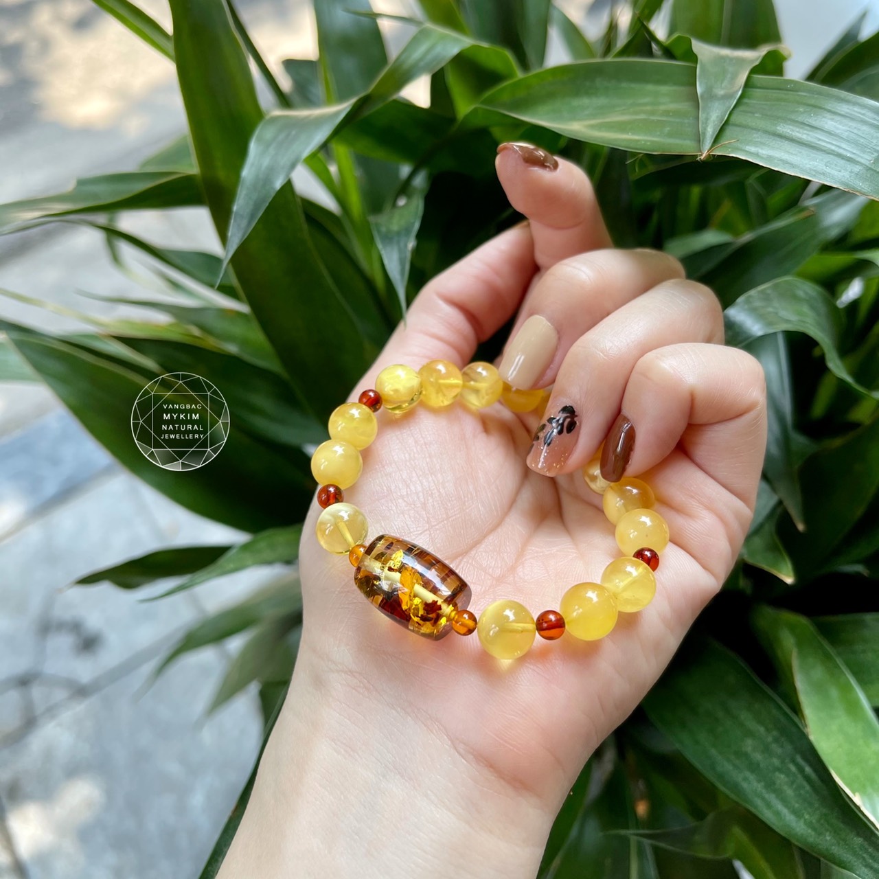 🍯 Vòng Hổ Phách Mật Lạp mix Lu Thống Hổ Phách Ong – Sắc Nâu Vàng Ấm Áp, Tinh Hoa Thiên Nhiên