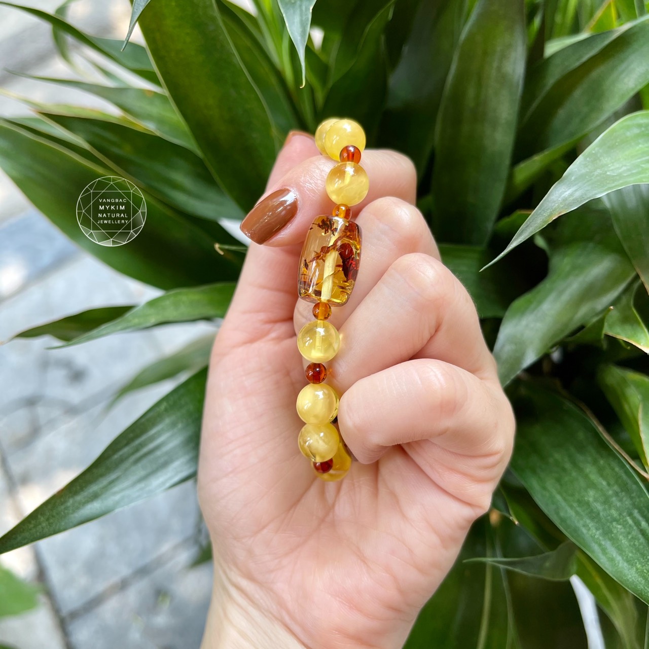 🍯 Vòng Hổ Phách Mật Lạp mix Lu Thống Hổ Phách Ong – Sắc Nâu Vàng Ấm Áp, Tinh Hoa Thiên Nhiên