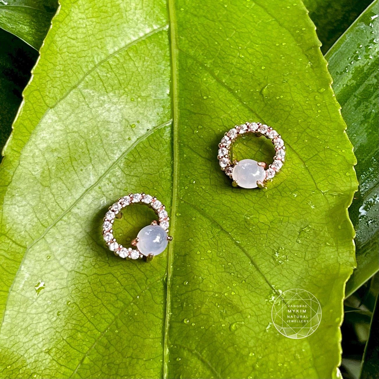 Bông tai đính Ngọc Phỉ Thúy viền đá