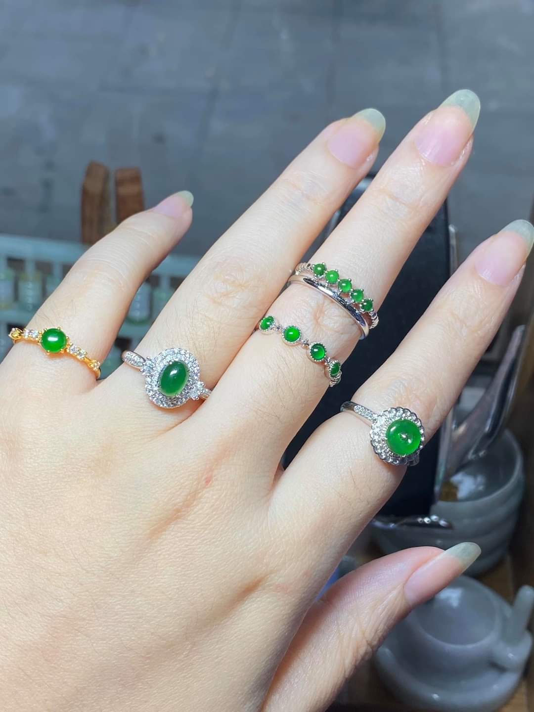 Nhẫn Ngọc Jadeite - Vàng trắng đặt theo yêu cầu