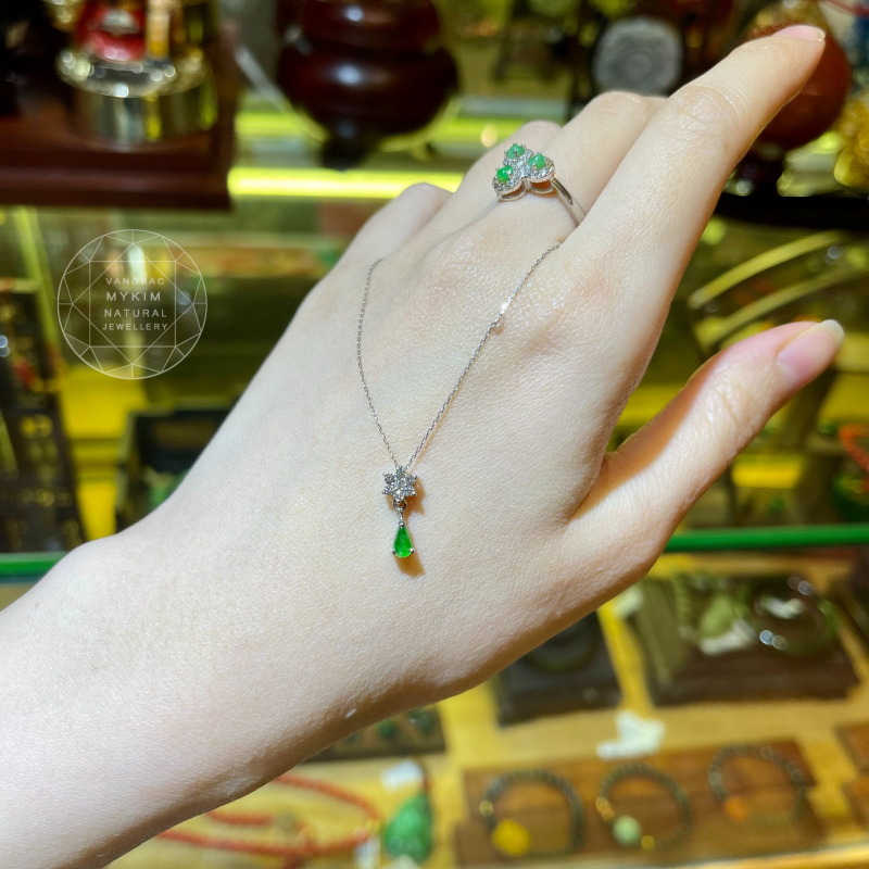 Mặt dây Ngọc Jadeite hình giọt nước - Vàng trắng 10k - 14k - 18k