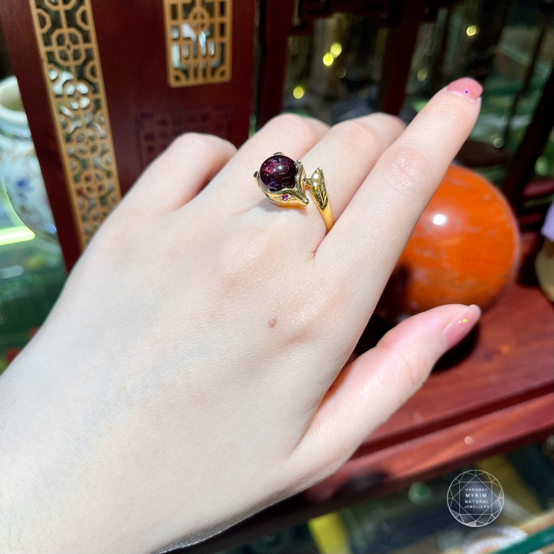 💍 Nhẫn Hồ Ly Đá Garnet – Vàng 10K | 14K | 18K | Thiết Kế Biểu Tượng Quyến Rũ & Tự Tin