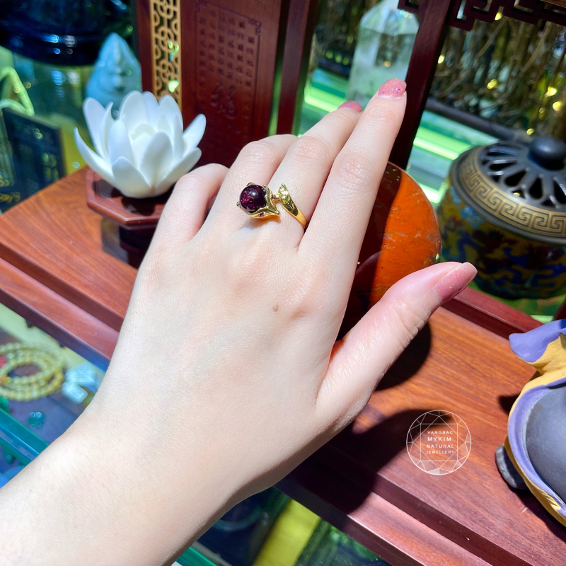 💍 Nhẫn Hồ Ly Đá Garnet – Vàng 10K | 14K | 18K | Thiết Kế Biểu Tượng Quyến Rũ & Tự Tin