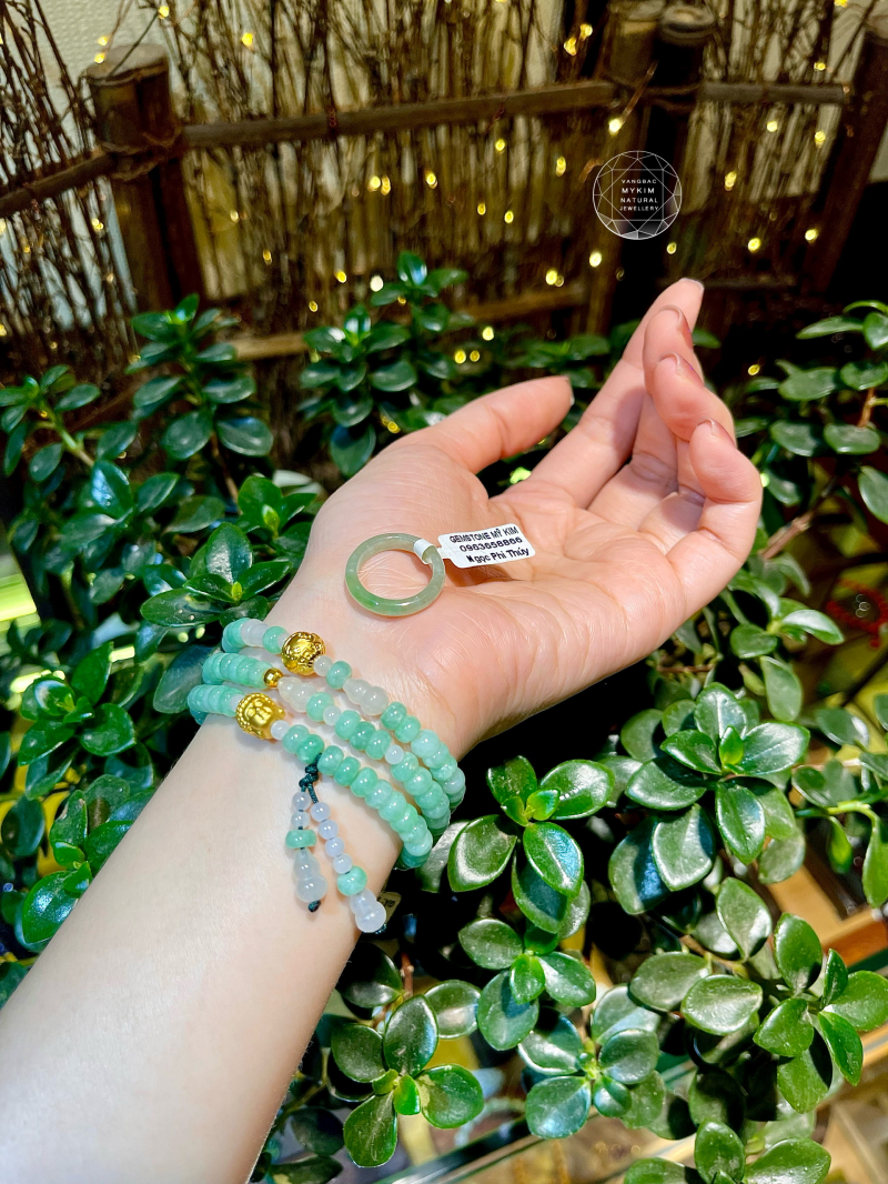 Chuỗi Ngọc Phỉ Thúy (Jadeite) Xanh Bạc Hà - Charm Phật Adida - Ummani Vàng 24k