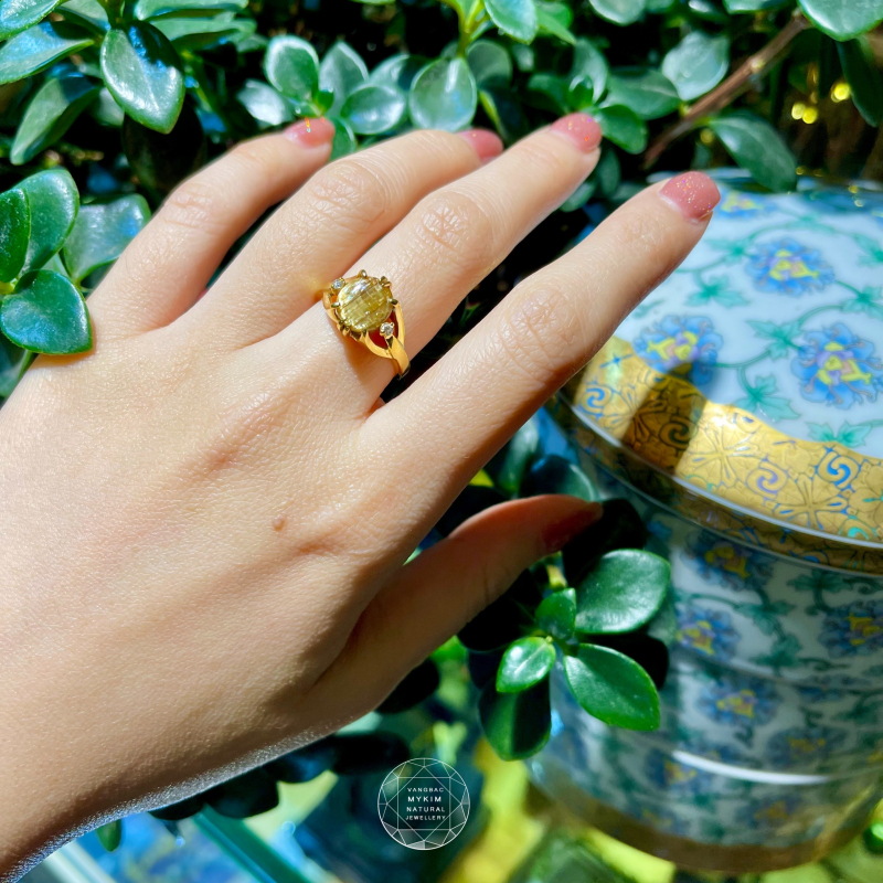 💍 Nhẫn Thạch Anh Tóc Vàng Đồng Hướng – Tinh Tế Phối Vàng 10k | 14k | 18k ✨