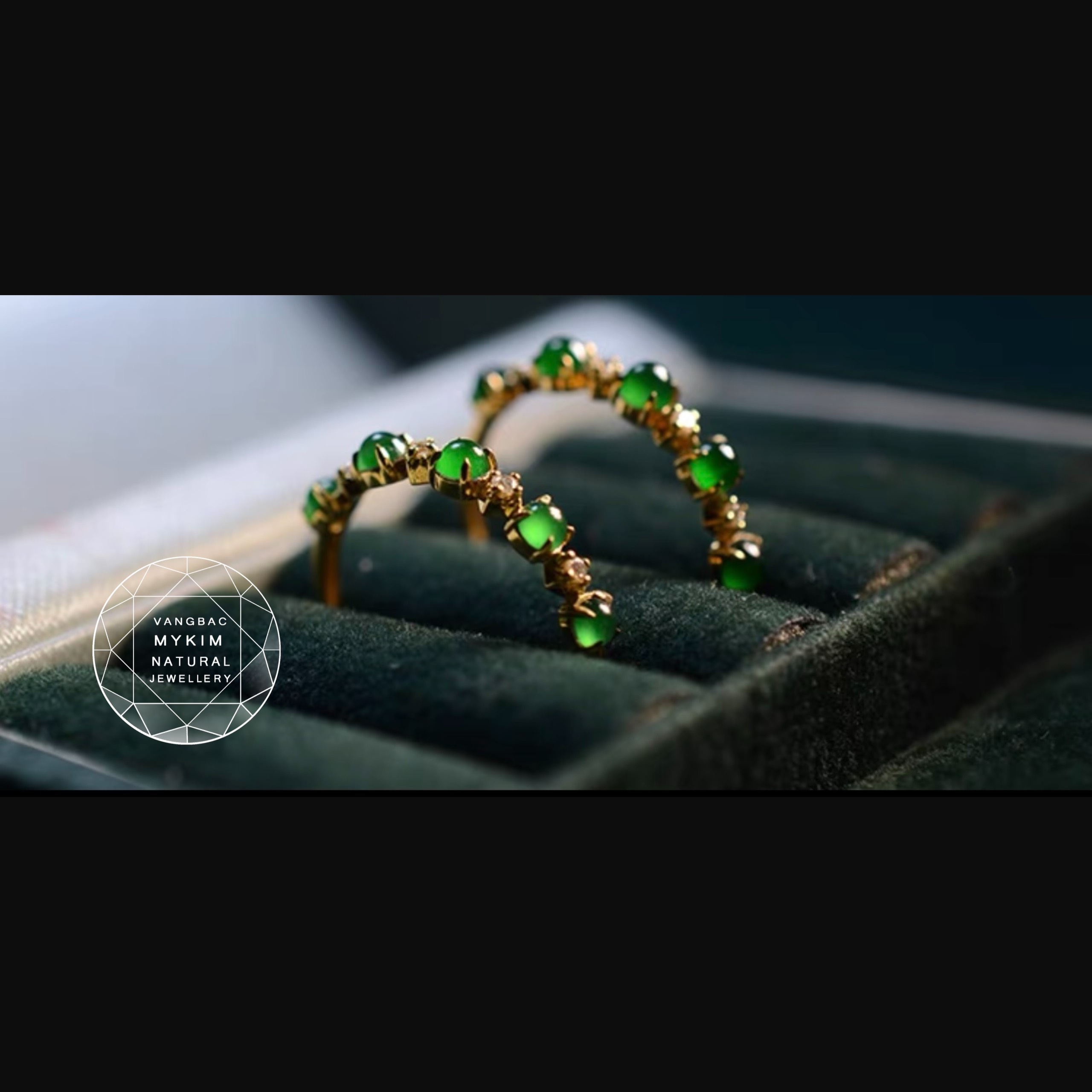 💍 Nhẫn Nữ Ngọc Phỉ Thúy Hoàng Đế – Đan Xen Kim Cương Moissanite – Vàng 14k/18k