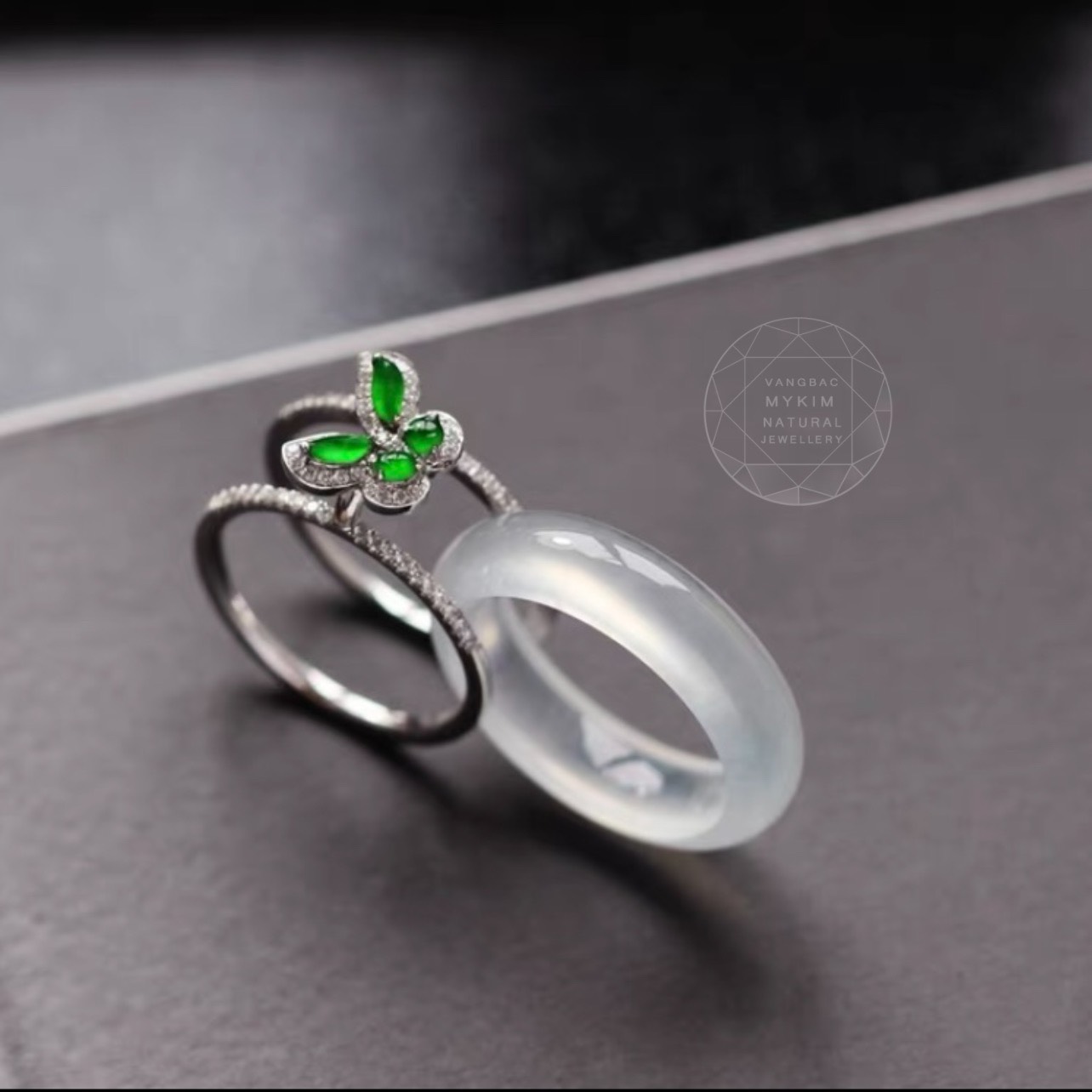 Nhẫn Băng Ngọc Phỉ Thúy - Jadeite - Bọc Vàng trắng 10k - 14k - 18k