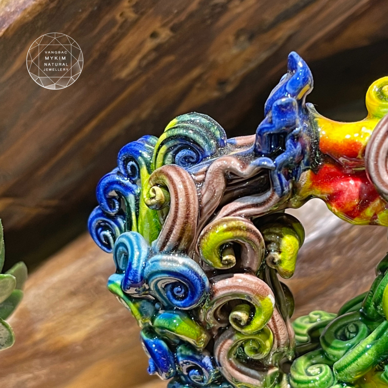 🐉 Kỳ Lân Ôm Quả Cầu Xanh – Gốm Sứ Men Rạn Đài Loan | Linh Vật Cát Tường Tượng Trưng Cho Uy Quyền & Tài Trí