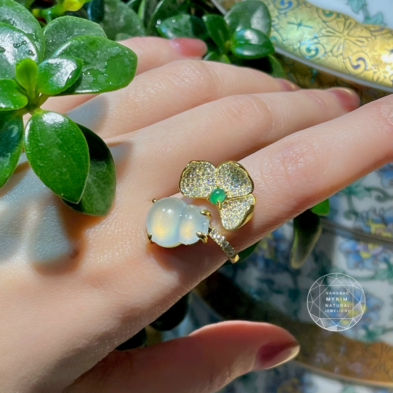 💍 Nhẫn Hồ Lô Băng Ngọc Phỉ Thúy – Vàng 18k – Kim Cương Moissanite – Kèm Kiểm Định