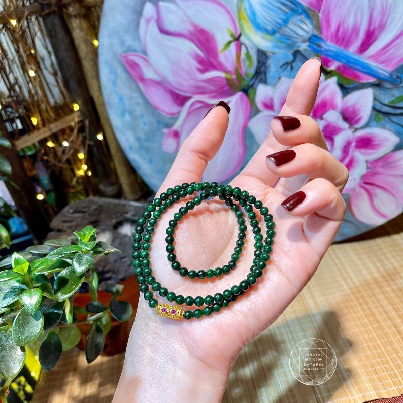 Chuỗi Vòng Đá Sơn Thủy kết charm Vàng 18k