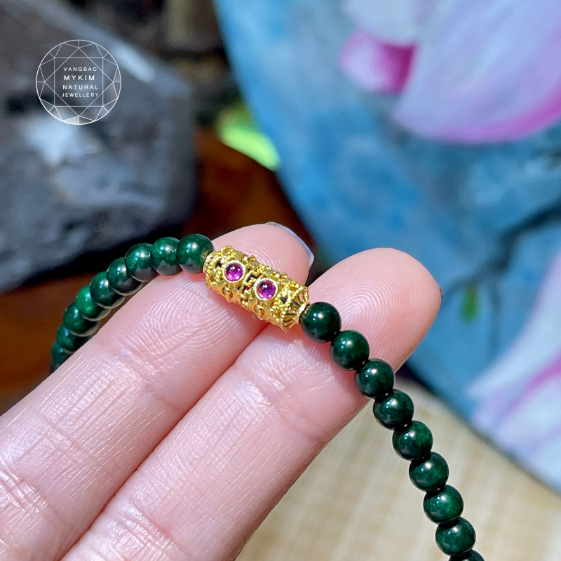 Chuỗi Vòng Đá Sơn Thủy kết charm Vàng 18k