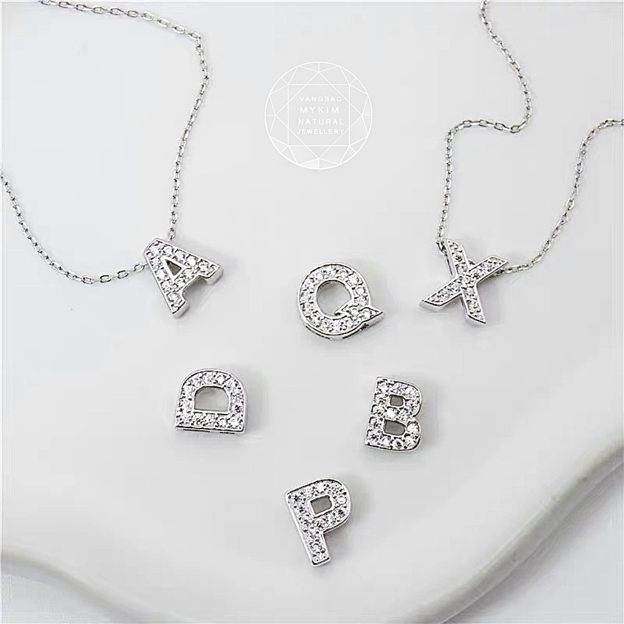 Mặt dây chữ đính đá - Vàng Trắng 14k - 18k