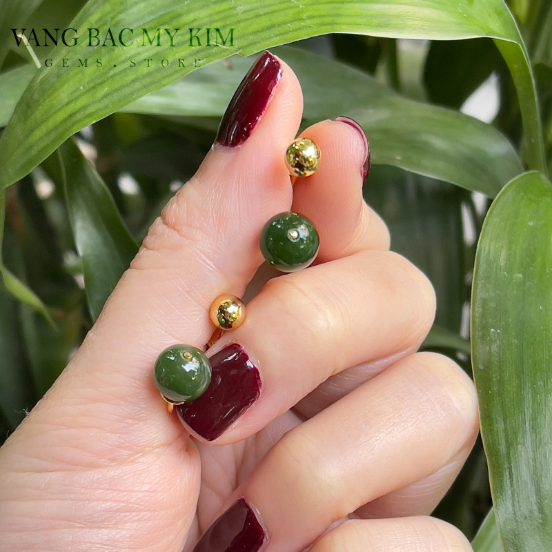 💎 Bông Tai Đính Ngọc Bích Tự Nhiên • Vàng 18k • Sang Trọng & Quý