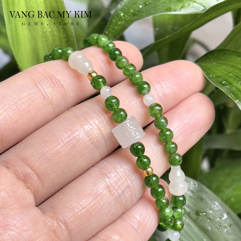 💚 Vòng Tay Đá Diopside Mix Băng Ngọc Phỉ Thúy – Bi Vàng & Charm Ngọc Chạm Khắc | Vạn Sự Hanh Thông