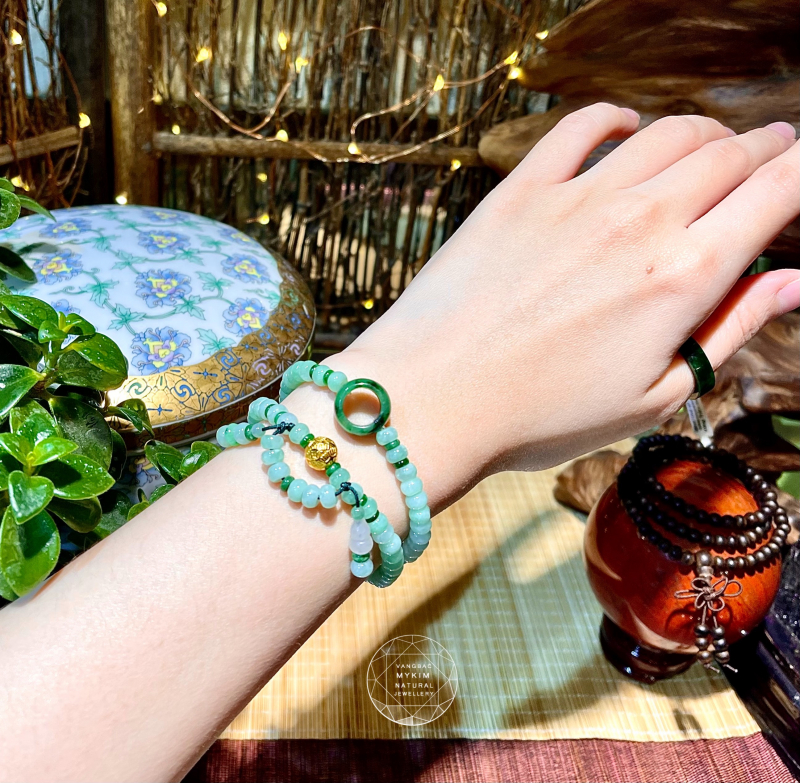 💚 Vòng Ngọc Phỉ Thúy Jadeite Xanh Bạc Hà – 3 Vòng Quấn Tay | Mix Đồng Điếu & Charm Vàng Tụ Tài