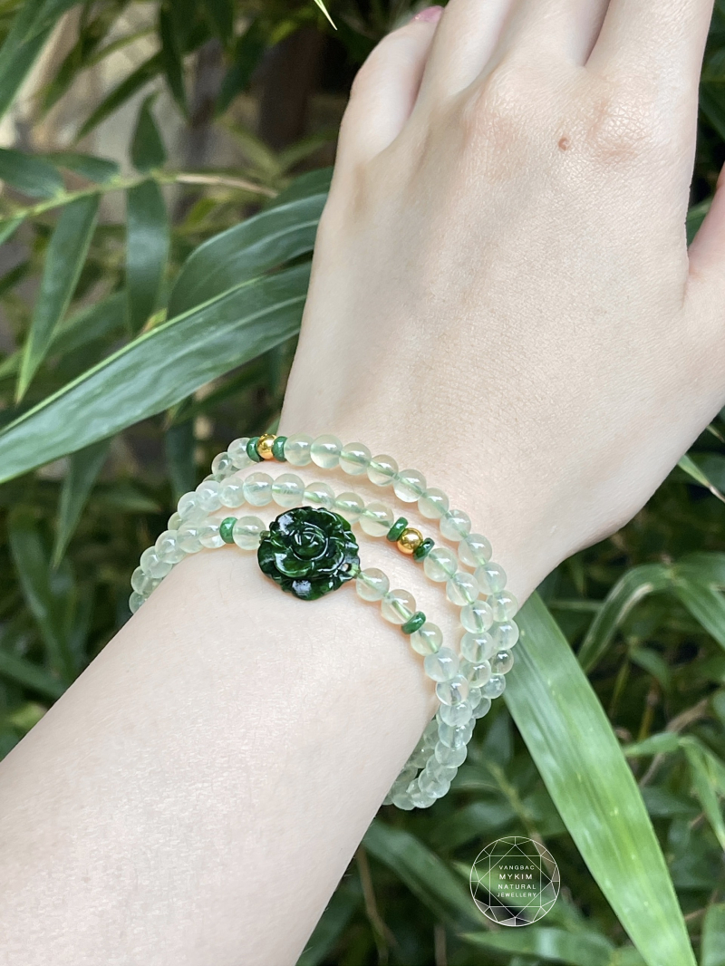 Chuỗi Vòng Đá Thạch Anh Prehnite mix Ngọc Phỉ Thúy Jadeite - Bi Vàng 
