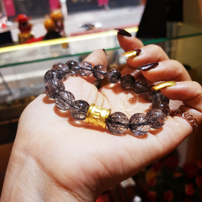 Vòng Thạch Anh Tóc Đen mix Charm Vàng 24k 9999 - Ummani