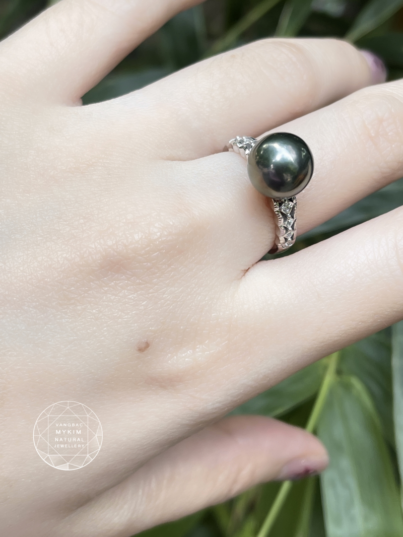 Nhẫn Ngọc Trai Đen - Vàng Trắng 14k - VBMK