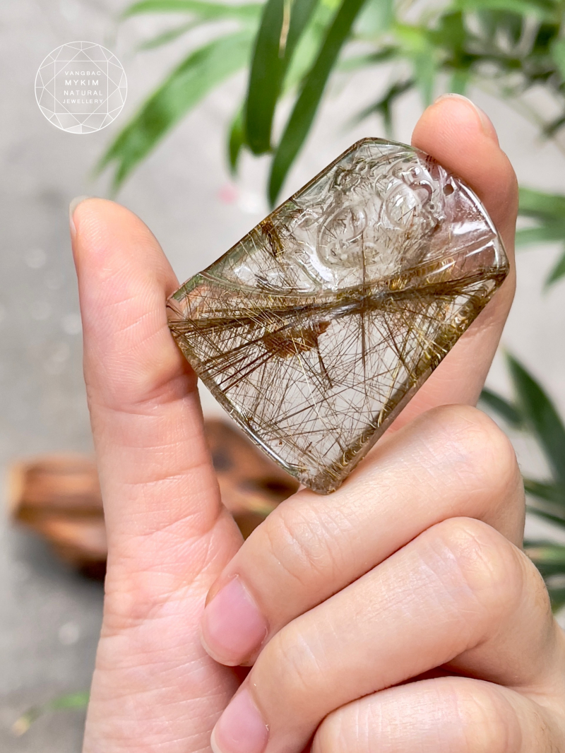 🌟 Mặt dây Thạch Anh Tóc Vàng VIP – Quan Thế Âm Bồ Tát điêu khắc thủ công