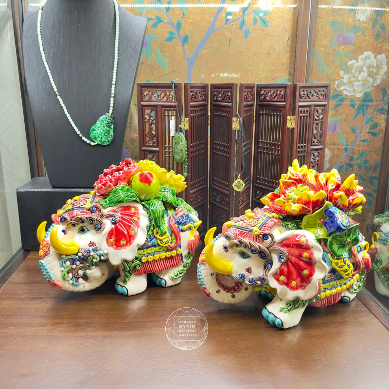 🐘 Tượng Voi Đôi Gốm Sứ Men Rạn Đài Loan – Biểu Tượng Của Trí Tuệ & Thuận Hòa