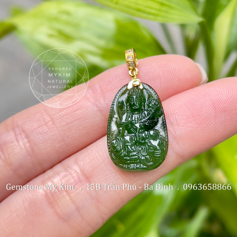 ✨ Phật Bản Mệnh Ngọc Bích Nephrite Phổ Hiền Bồ Tát cho Tuổi Thìn và Tỵ - Mang đến bình an, tăng trưởng tài lộc, và hóa giải vận xui.