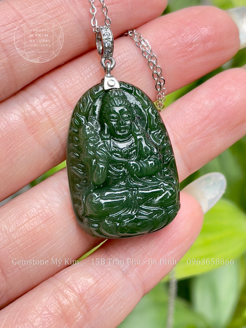 Phật Bản Mệnh Ngọc Bích Nephrite • Đại Thế Chí Bồ Tát • Phong Thủy Cho Tuổi Ngọ