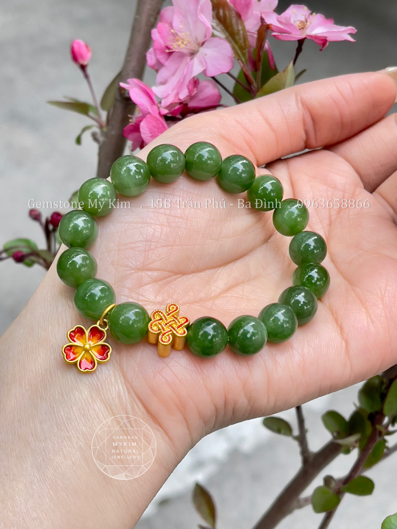 Vòng Ngọc Bích Nephrite - Charm Vàng 24k Hoa Mai - Dây Kết Đồng Tâm