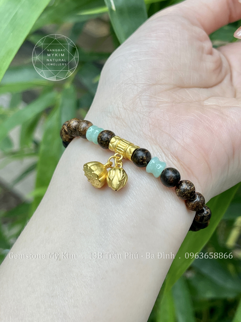 Vòng Trầm Indo mix Ngọc Phỉ Thuý - Hoa Sen Đôi Vàng 