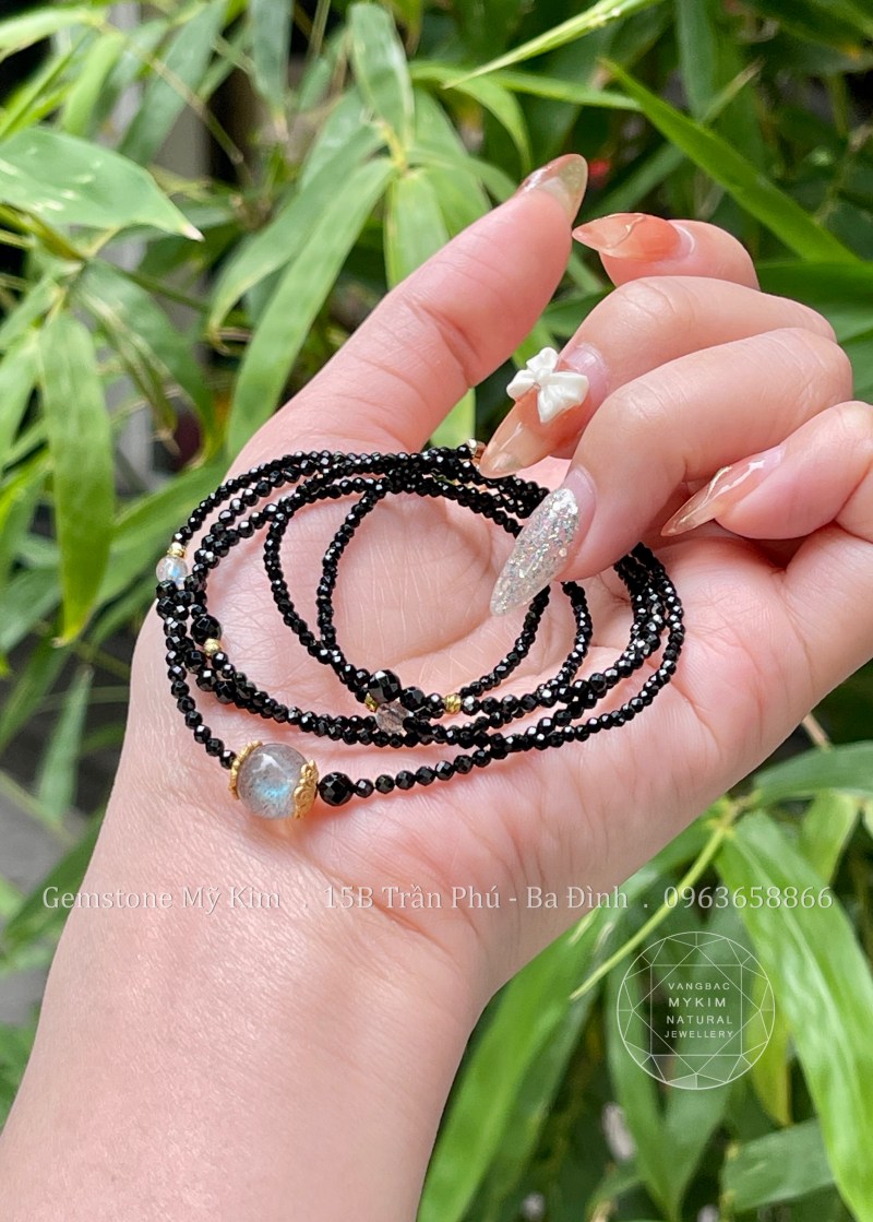 Set Vòng Onix Đen mix Đá Mặt Trăng - PK Bi Vàng 10k + Cánh hoa mạ vàng 