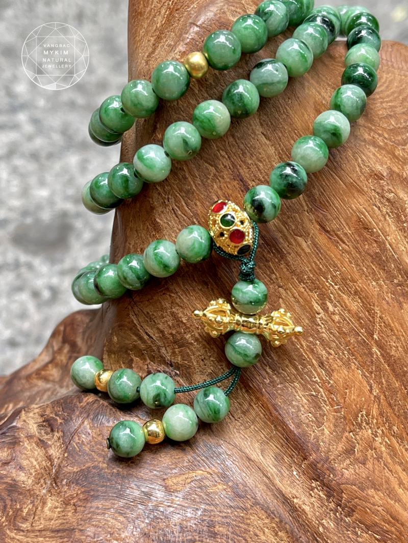 💚 Vòng Ngọc Phỉ Thúy Jadeite VIP – Charm Vàng Kim Cang | Tĩnh Tại – Hộ Tâm – Pháp Bảo Bên Mình