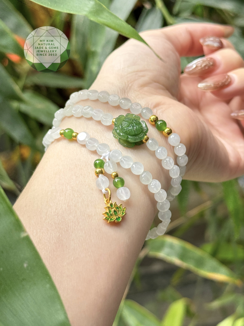 Chuỗi Ngọc Phỉ Thúy Trắng mix Ngọc Bích - Jadeite VIP - Charm Sen Treo Vàng 24k