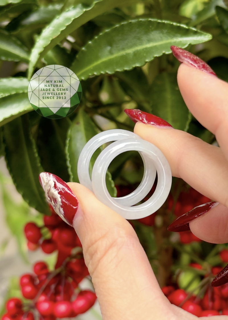 💍 Nhẫn Băng Ngọc Phỉ Thúy Nguyên Khối – Sắc Ngọc Tĩnh Tại, Dáng Tròn Viên Mãn